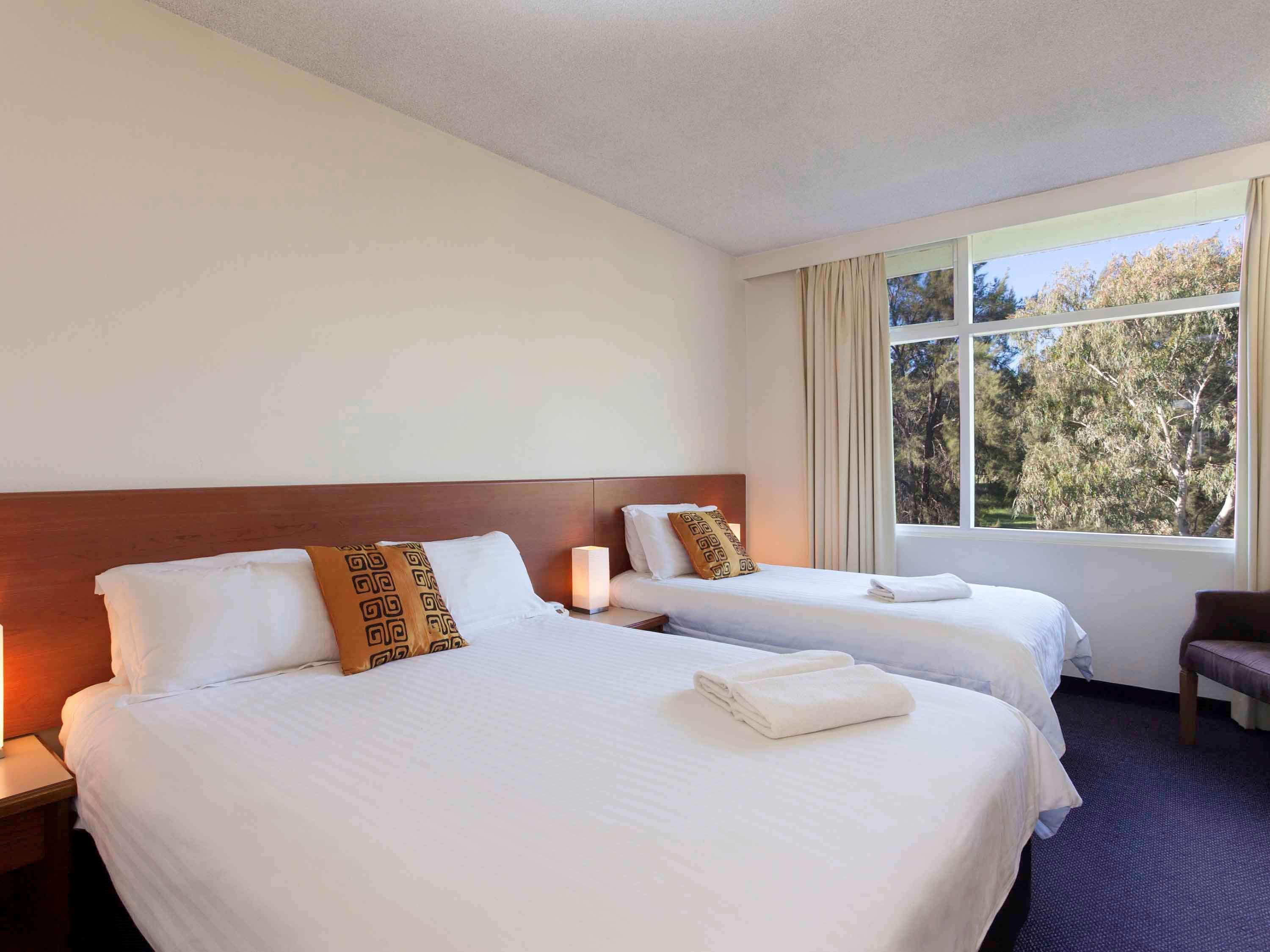 Ibis Styles Tamworth Hotel Exterior foto